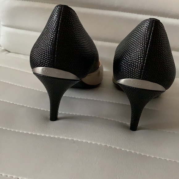 Calvin Klein low heel - Picture 3 of 4